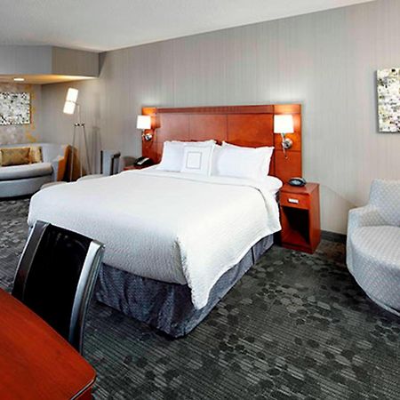 Courtyard By Marriott Akron Stow Zewnętrze zdjęcie