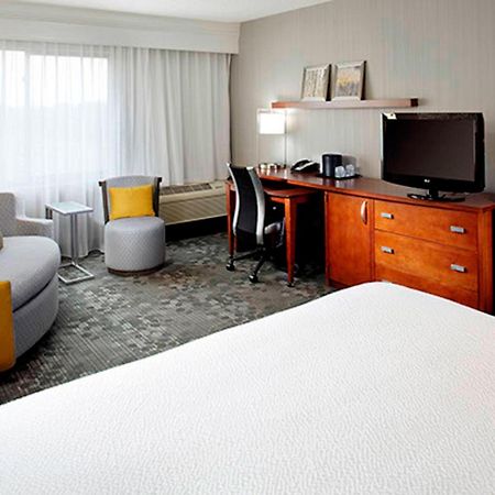 Courtyard By Marriott Akron Stow Zewnętrze zdjęcie