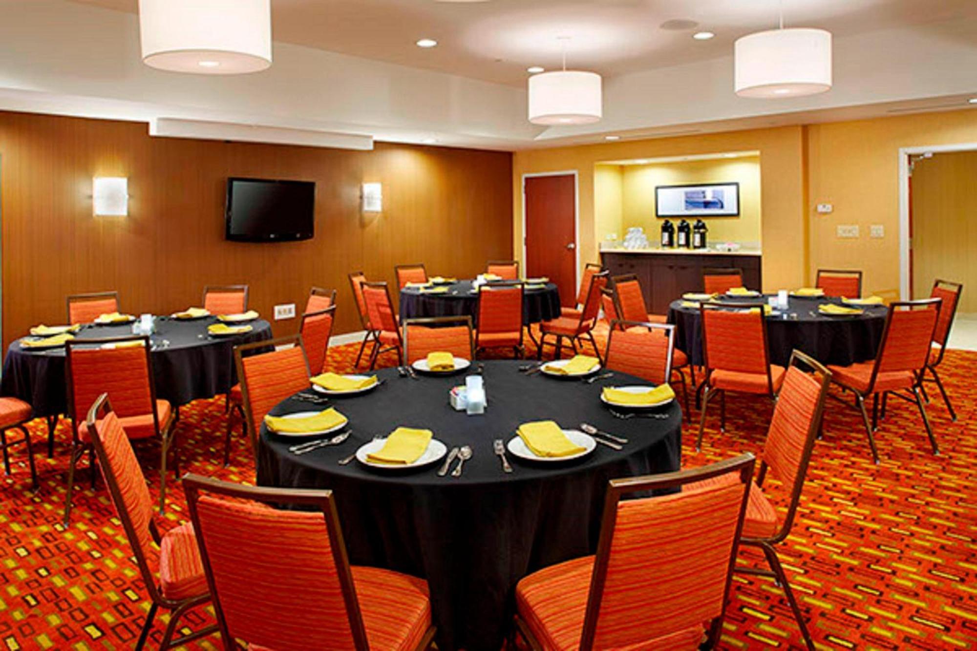 Courtyard By Marriott Akron Stow Zewnętrze zdjęcie
