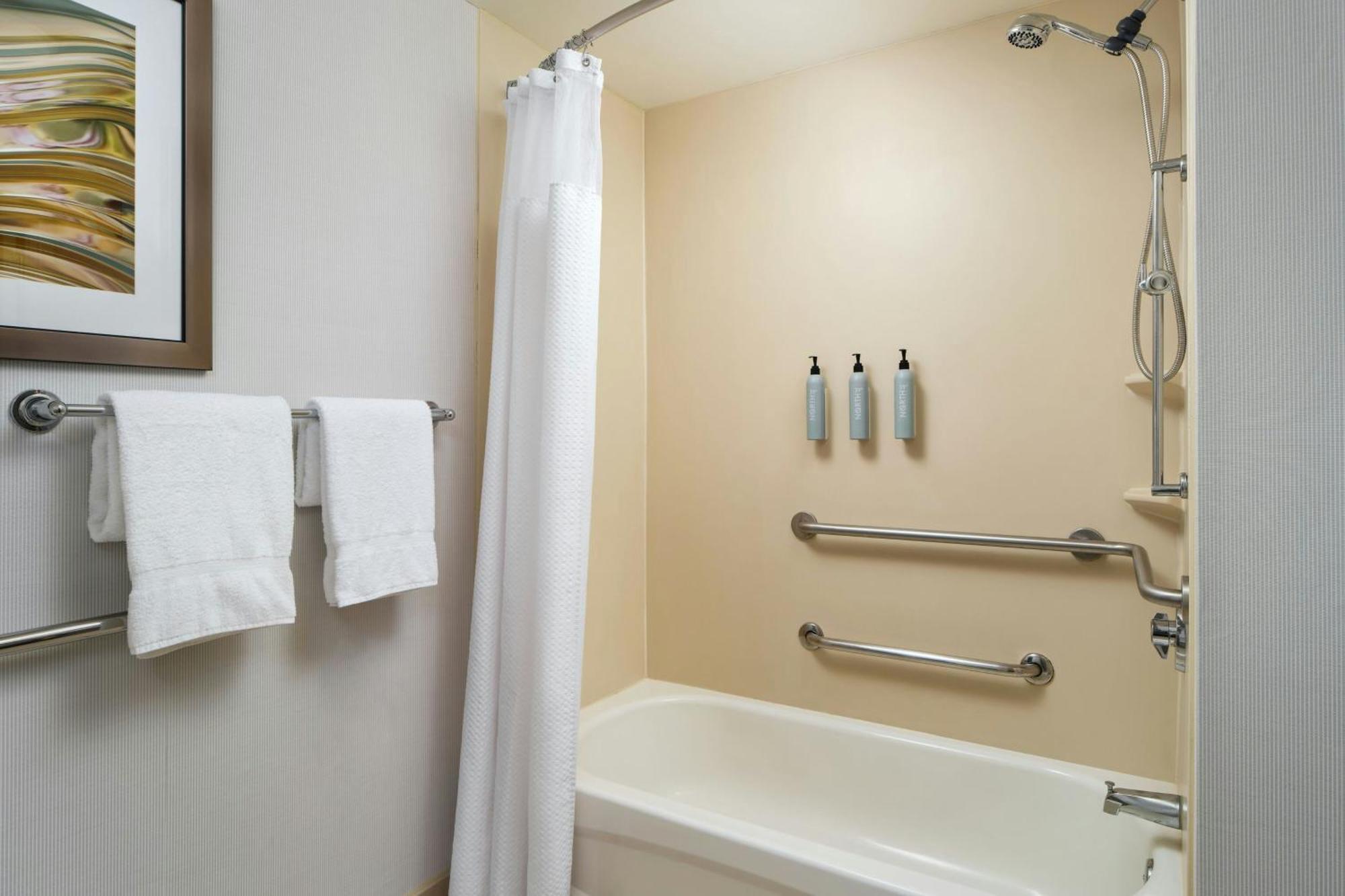 Courtyard By Marriott Akron Stow Zewnętrze zdjęcie