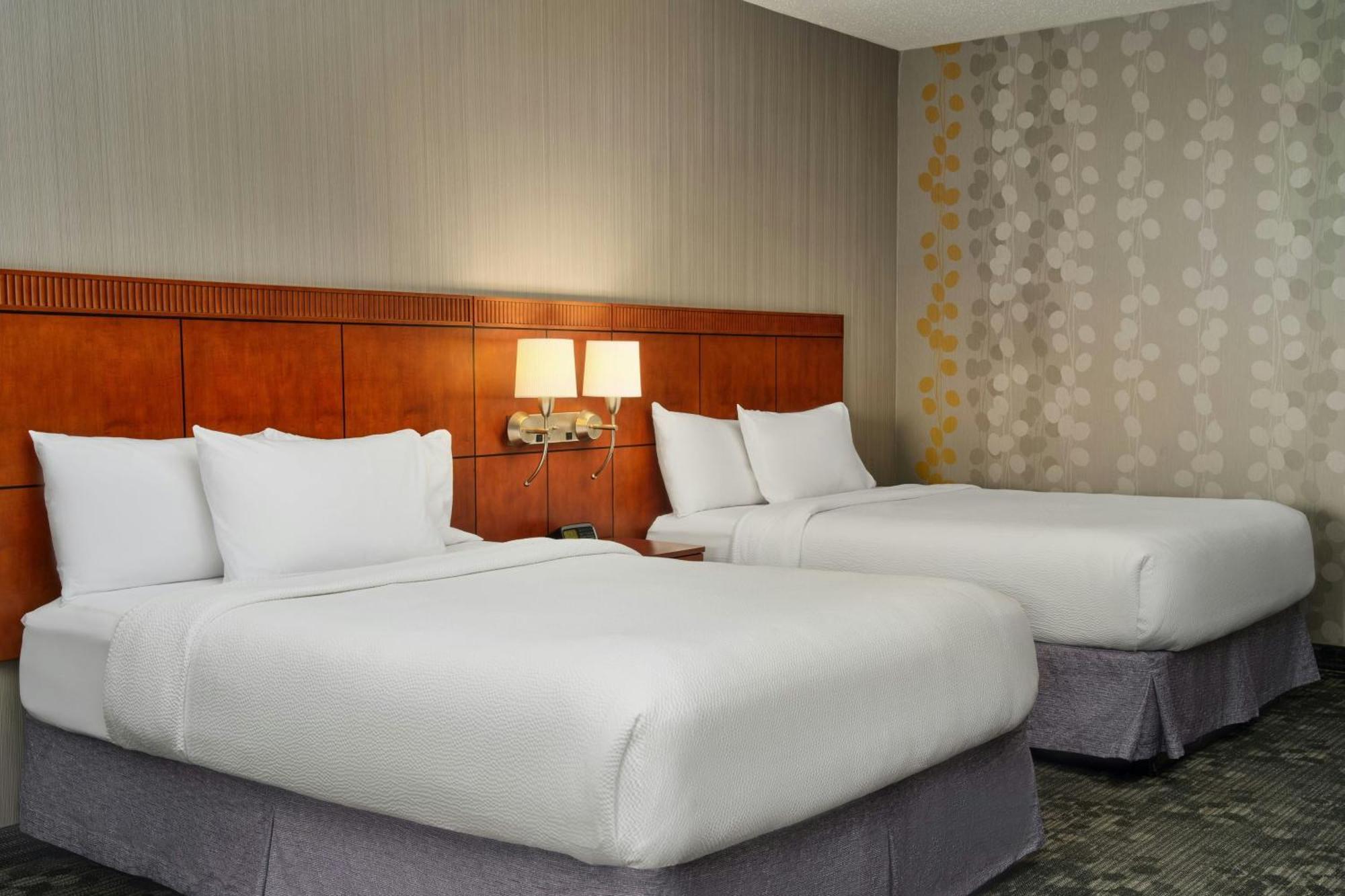 Courtyard By Marriott Akron Stow Zewnętrze zdjęcie